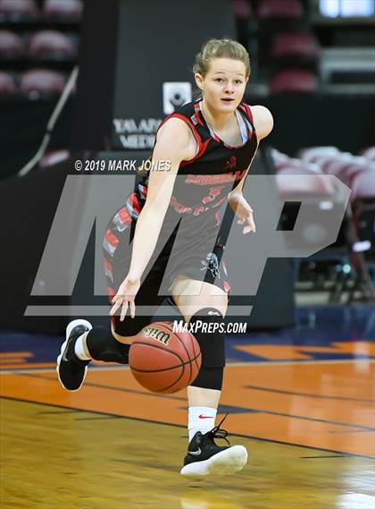 Thumbnail 2 in Rock Point vs. Mogollon  (AIA 1A Semifinal) photogallery.