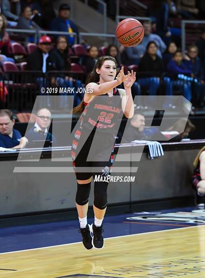 Thumbnail 2 in Rock Point vs. Mogollon  (AIA 1A Semifinal) photogallery.