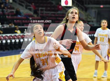 Thumbnail 2 in Rock Point vs. Mogollon  (AIA 1A Semifinal) photogallery.