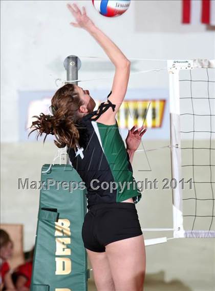 Thumbnail 1 in Foothill vs. Paradise (CIF NS D3 Final) photogallery.