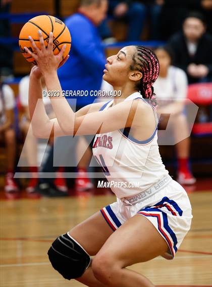 Thumbnail 2 in West Park vs. East Union (CIF SJS D3 Quarter Final) photogallery.
