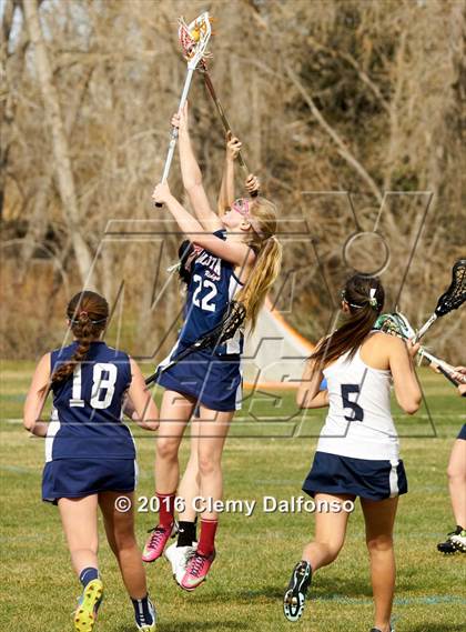Thumbnail 3 in Columbine vs Dakota Ridge (Governor's Ranch Elementary) photogallery.