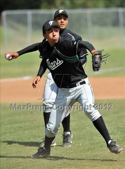 Thumbnail 3 in Pioneer @ La Serna photogallery.
