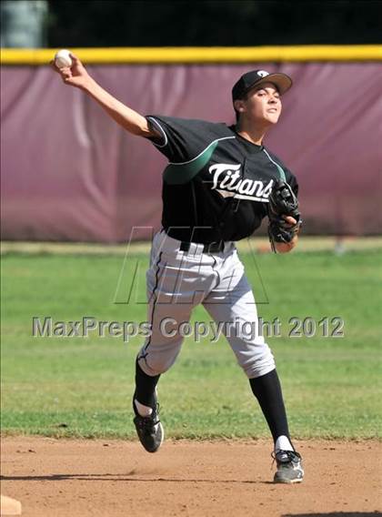 Thumbnail 3 in Pioneer @ La Serna photogallery.