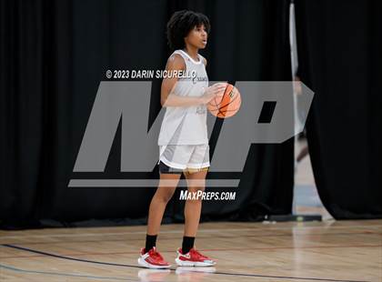 Thumbnail 3 in Example Academy National vs Niagara Prep  (Nike Tournament of Champions) photogallery.