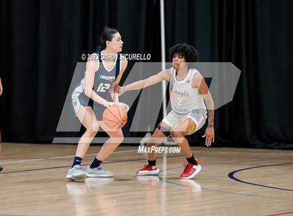 Thumbnail 3 in Example Academy National vs Niagara Prep  (Nike Tournament of Champions) photogallery.