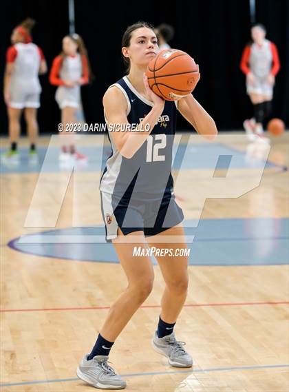 Thumbnail 2 in Example Academy National vs Niagara Prep  (Nike Tournament of Champions) photogallery.
