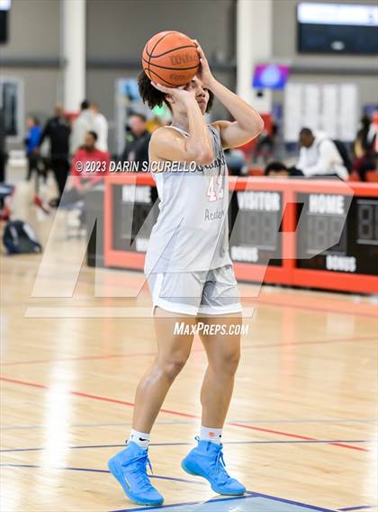 Thumbnail 3 in Example Academy National vs Niagara Prep  (Nike Tournament of Champions) photogallery.