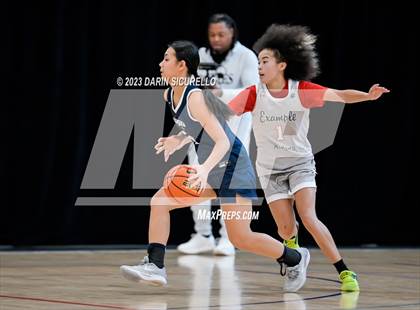 Thumbnail 3 in Example Academy National vs Niagara Prep  (Nike Tournament of Champions) photogallery.