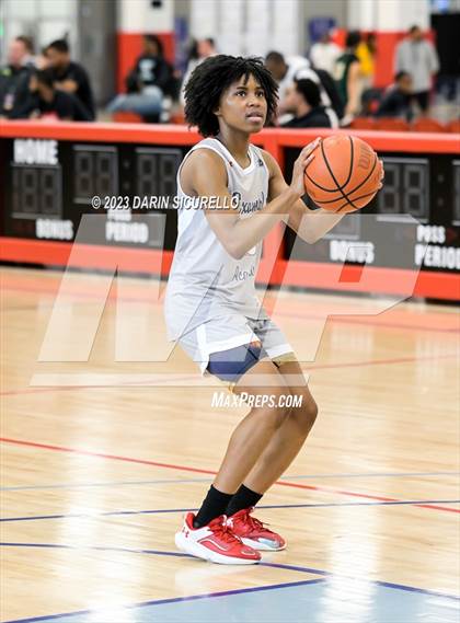 Thumbnail 3 in Example Academy National vs Niagara Prep  (Nike Tournament of Champions) photogallery.