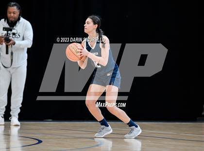 Thumbnail 2 in Example Academy National vs Niagara Prep  (Nike Tournament of Champions) photogallery.