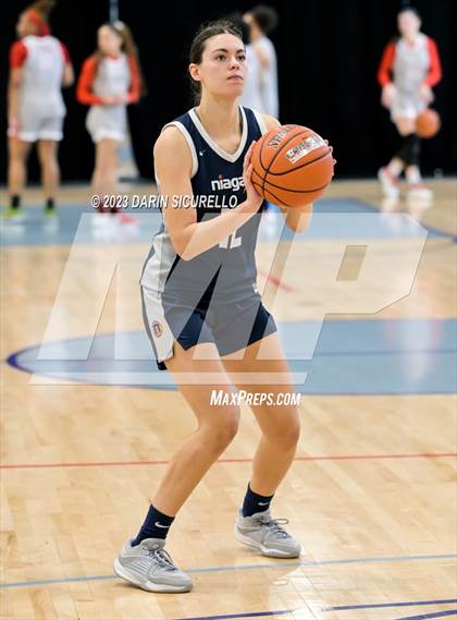 Thumbnail 1 in Example Academy National vs Niagara Prep  (Nike Tournament of Champions) photogallery.