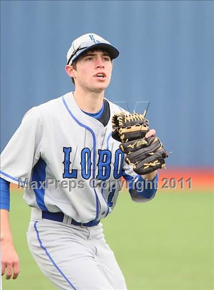 Thumbnail 3 in Lehman vs. Dallas Jesuit (Jesuit Classic) photogallery.