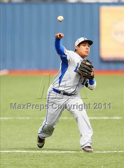 Thumbnail 3 in Lehman vs. Dallas Jesuit (Jesuit Classic) photogallery.