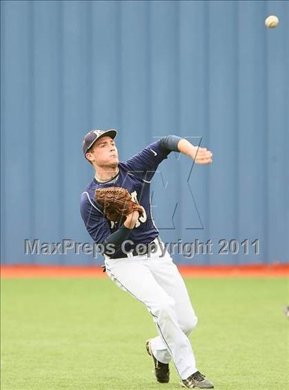 Thumbnail 2 in Lehman vs. Dallas Jesuit (Jesuit Classic) photogallery.