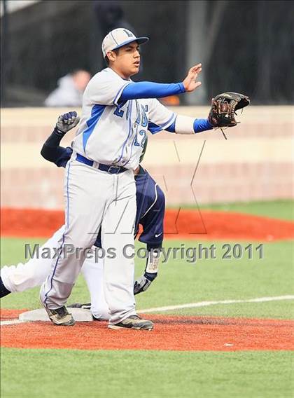 Thumbnail 2 in Lehman vs. Dallas Jesuit (Jesuit Classic) photogallery.
