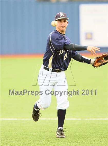 Thumbnail 3 in Lehman vs. Dallas Jesuit (Jesuit Classic) photogallery.
