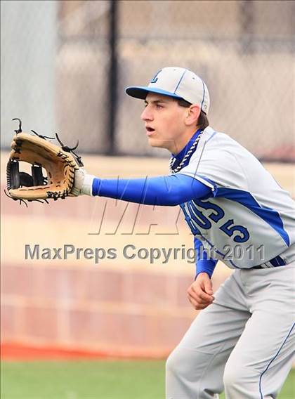 Thumbnail 1 in Lehman vs. Dallas Jesuit (Jesuit Classic) photogallery.