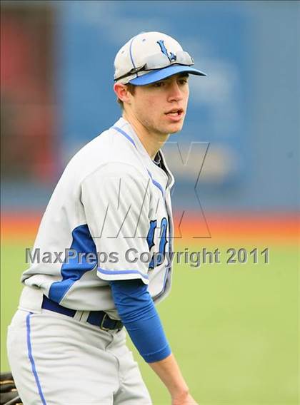 Thumbnail 3 in Lehman vs. Dallas Jesuit (Jesuit Classic) photogallery.