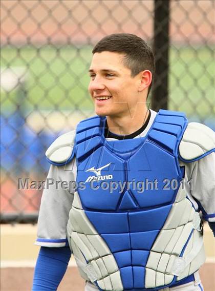 Thumbnail 2 in Lehman vs. Dallas Jesuit (Jesuit Classic) photogallery.