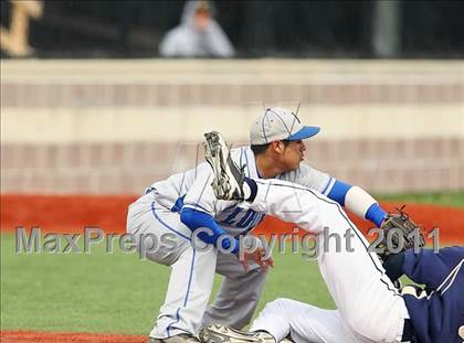 Thumbnail 1 in Lehman vs. Dallas Jesuit (Jesuit Classic) photogallery.