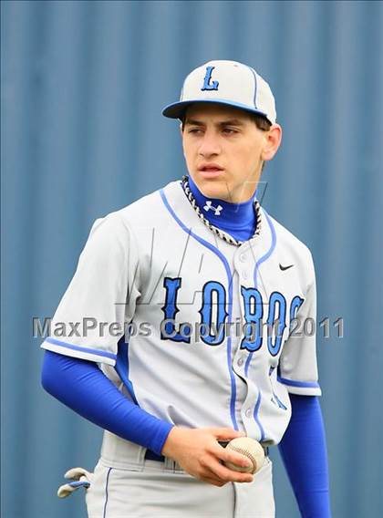 Thumbnail 3 in Lehman vs. Dallas Jesuit (Jesuit Classic) photogallery.