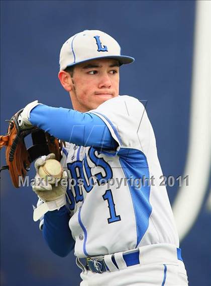 Thumbnail 2 in Lehman vs. Dallas Jesuit (Jesuit Classic) photogallery.
