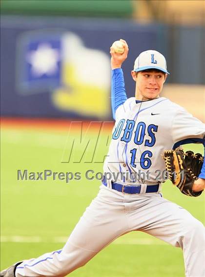 Thumbnail 3 in Lehman vs. Dallas Jesuit (Jesuit Classic) photogallery.