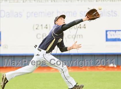 Thumbnail 3 in Lehman vs. Dallas Jesuit (Jesuit Classic) photogallery.