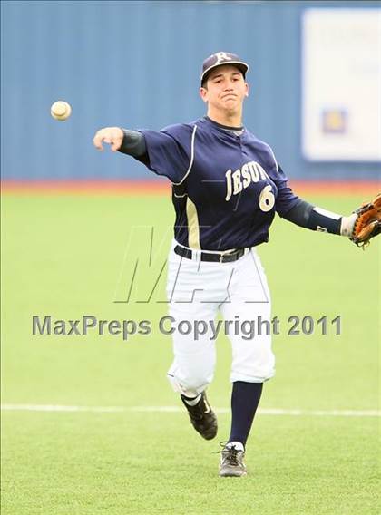 Thumbnail 2 in Lehman vs. Dallas Jesuit (Jesuit Classic) photogallery.