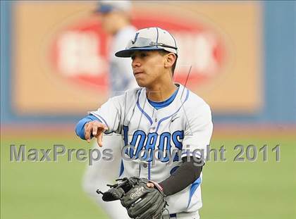 Thumbnail 2 in Lehman vs. Dallas Jesuit (Jesuit Classic) photogallery.