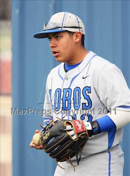 Thumbnail 3 in Lehman vs. Dallas Jesuit (Jesuit Classic) photogallery.