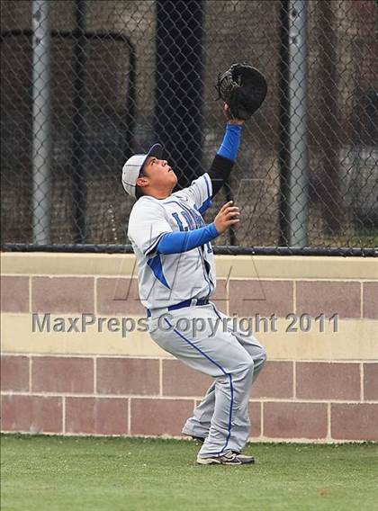 Thumbnail 1 in Lehman vs. Dallas Jesuit (Jesuit Classic) photogallery.
