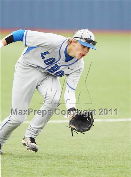 Thumbnail 3 in Lehman vs. Dallas Jesuit (Jesuit Classic) photogallery.