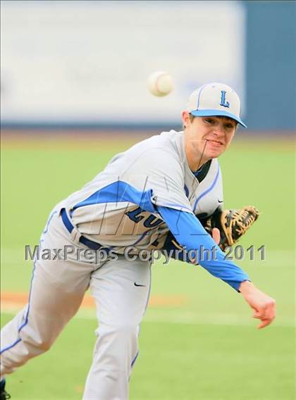 Thumbnail 2 in Lehman vs. Dallas Jesuit (Jesuit Classic) photogallery.