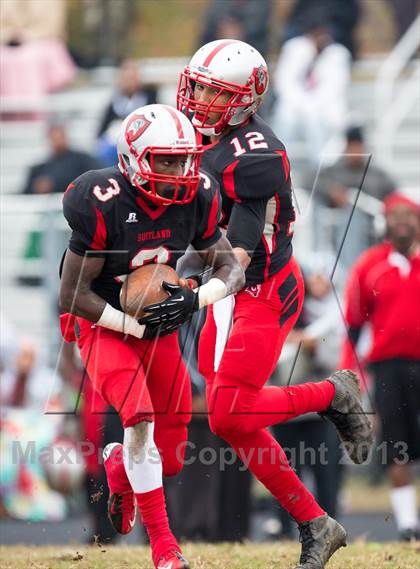 Thumbnail 3 in Suitland vs. Flowers (MPSSAA 4A Semifinal Playoff) photogallery.