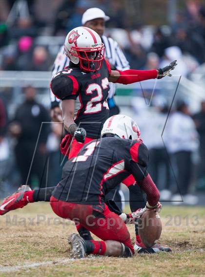 Thumbnail 1 in Suitland vs. Flowers (MPSSAA 4A Semifinal Playoff) photogallery.