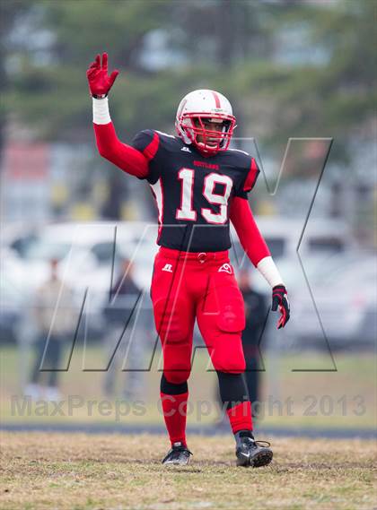 Thumbnail 3 in Suitland vs. Flowers (MPSSAA 4A Semifinal Playoff) photogallery.