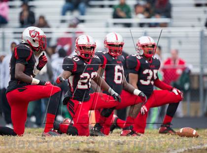 Thumbnail 2 in Suitland vs. Flowers (MPSSAA 4A Semifinal Playoff) photogallery.