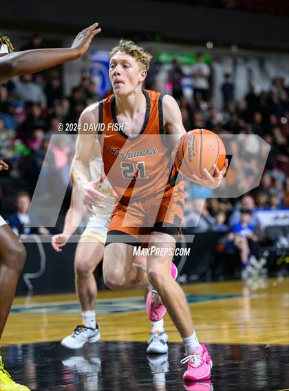 Thumbnail 2 in Bishop Kelly vs. Ridgevue (IHSAA 4A District III Final) photogallery.