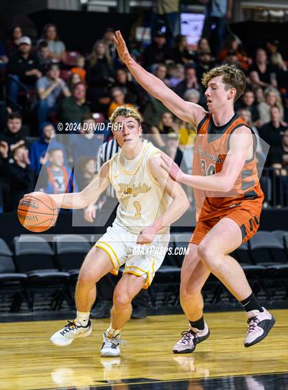 Thumbnail 2 in Bishop Kelly vs. Ridgevue (IHSAA 4A District III Final) photogallery.