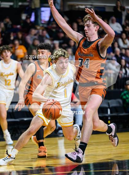 Thumbnail 3 in Bishop Kelly vs. Ridgevue (IHSAA 4A District III Final) photogallery.