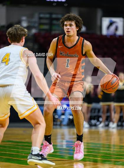 Thumbnail 2 in Bishop Kelly vs. Ridgevue (IHSAA 4A District III Final) photogallery.