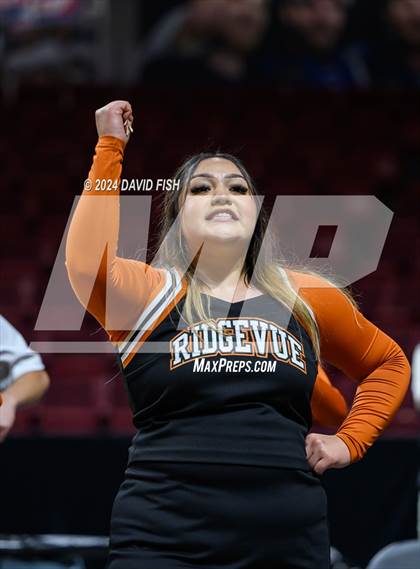 Thumbnail 3 in Bishop Kelly vs. Ridgevue (IHSAA 4A District III Final) photogallery.