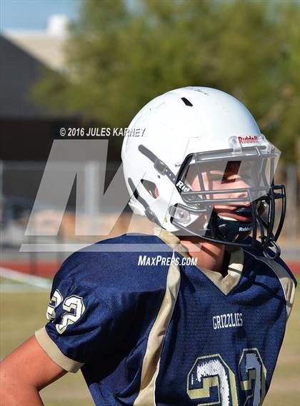 Thumbnail 2 in Spring Valley vs Desert Oasis photogallery.