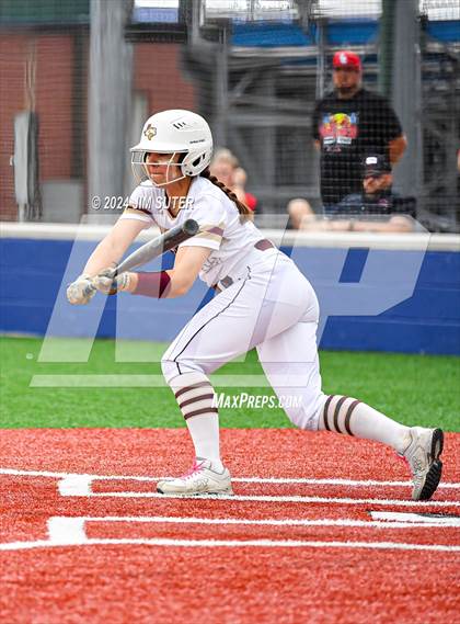Thumbnail 3 in Magnolia West vs Lake Belton (UIL 5A Region III Bi-District) photogallery.