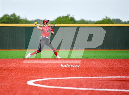 Thumbnail 2 in Magnolia West vs Lake Belton (UIL 5A Region III Bi-District) photogallery.