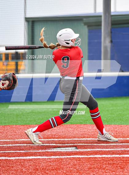 Thumbnail 2 in Magnolia West vs Lake Belton (UIL 5A Region III Bi-District) photogallery.