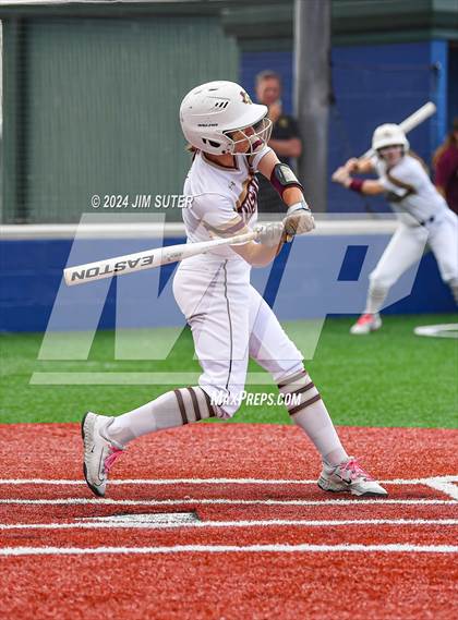 Thumbnail 2 in Magnolia West vs Lake Belton (UIL 5A Region III Bi-District) photogallery.