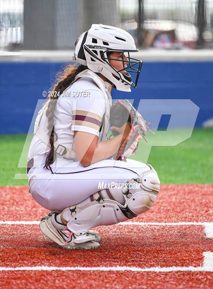 Thumbnail 2 in Magnolia West vs Lake Belton (UIL 5A Region III Bi-District) photogallery.